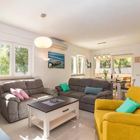 Holiday home Gorgeous In With Wifi